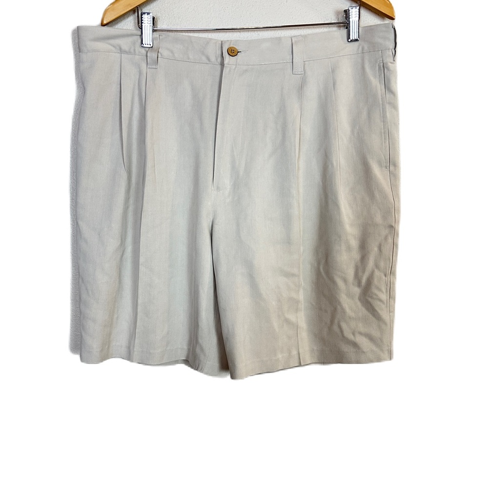 Jamaica Jaxx Silk‎ Beige Tan Shorts Men’s Sz 38 Inseam 9”